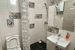 East Residence 18