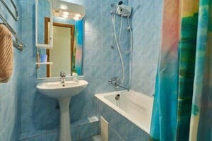 Квартира Home Hotel ул. Малая Житомирская, 10-1. Однокомнатная квартира, ул. Малая Житомирская, 10 на 4-м этаже 8