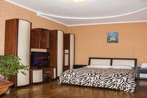 Квартира Home Hotel ул. Малая Житомирская, 10