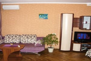 Квартира Home Hotel ул. Малая Житомирская, 10. Однокомнатная квартира, ул. Малая Житомирская, 10 на 9 этаже 2