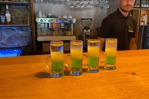 Мисливський двір 7