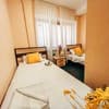 Возле метро Вокзальная 1-2/21