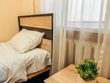 Возле метро Вокзальная 13
