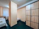Возле метро Вокзальная 16